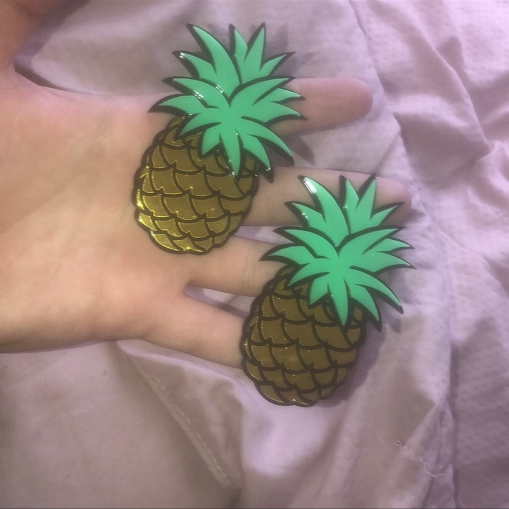 Melody ehsani earring - Picture 2 of 3